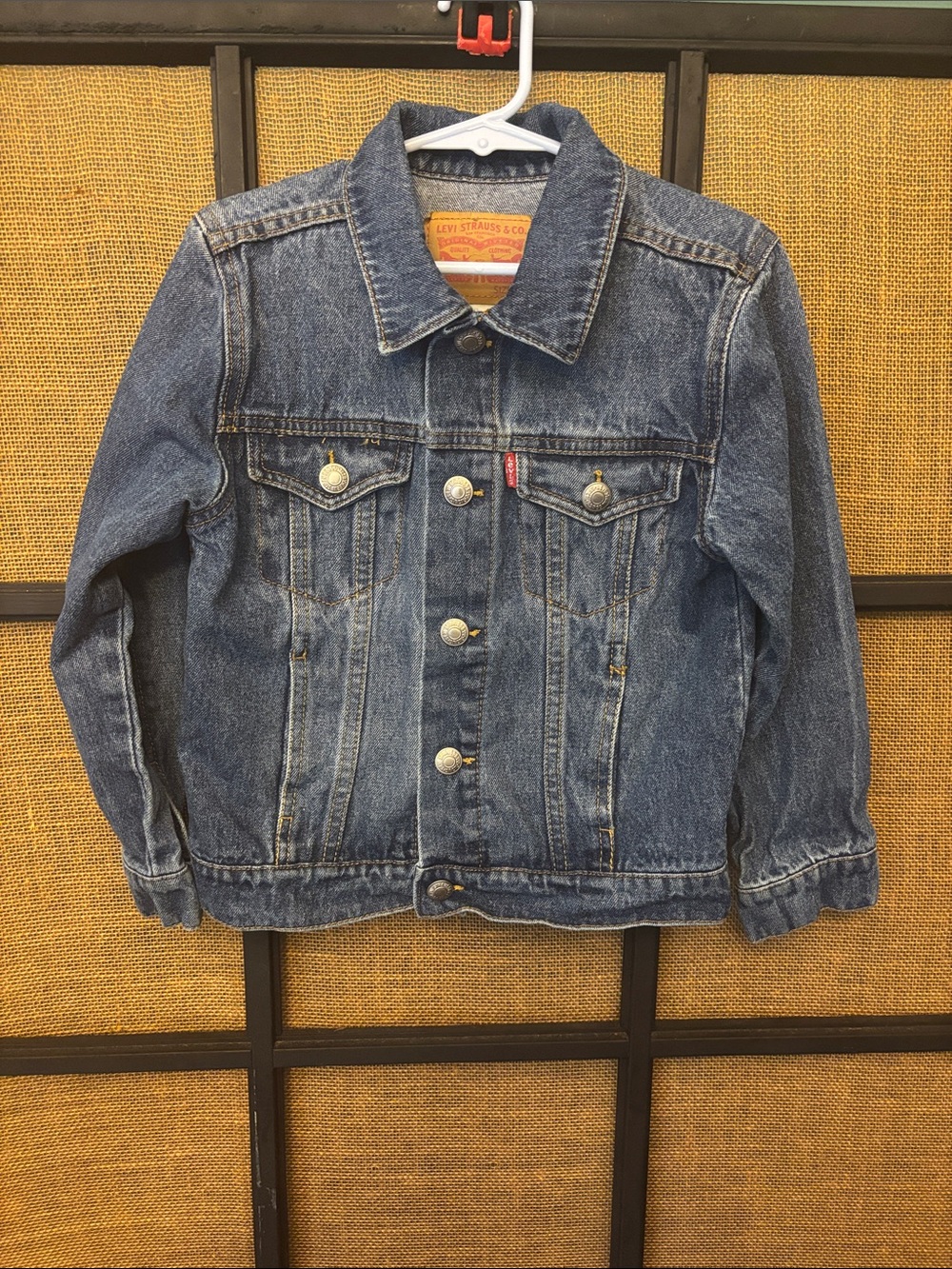 Levi Original Trucker jacket style youth size 6